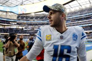 INGLEWOOD, CALIFORNIA - NOVEMBER 12: Jared Goff #16 of the Detroit Lions leaves the field after the game against the Detroit Lions at SoFi Stadium on November 12, 2023 in Inglewood, California. (Photo by Kevork Djansezian/Getty Images)